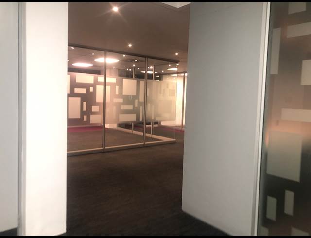 1,288M² OFFICE TO LET IN ILLOVO