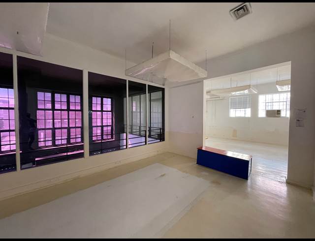 500M² FULL FLOOR TO LET IN GARDENS