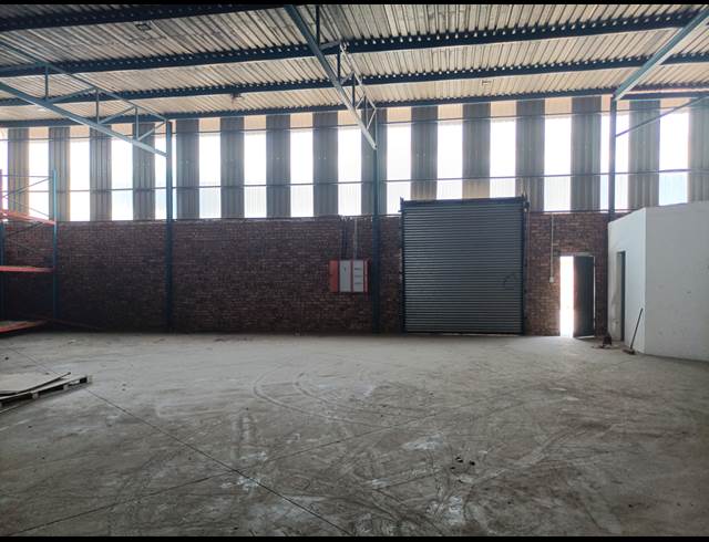 292M² WAREHOUSE TO LET IN TULISA PARK