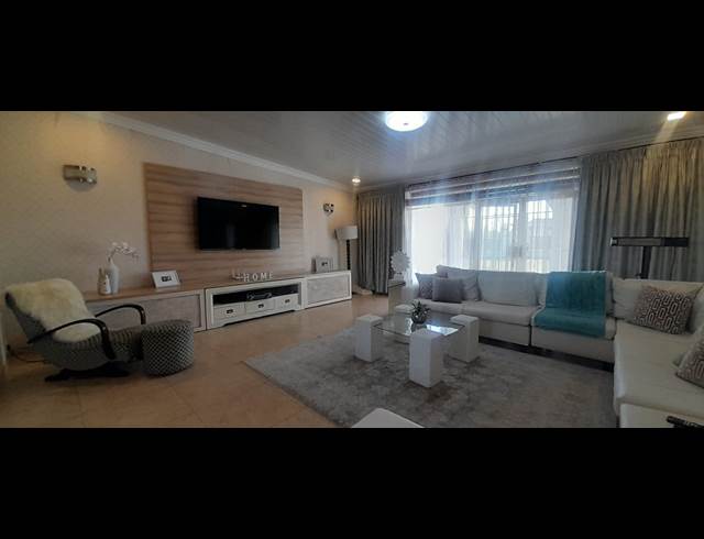 1 BEDROOM PROPERTY TO RENT IN DE DEUR