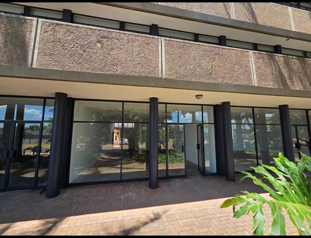 71M² RETAIL TO LET IN ANNLIN