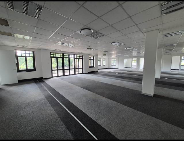 229M² OFFICE TO LET IN SANDTON CENTRAL