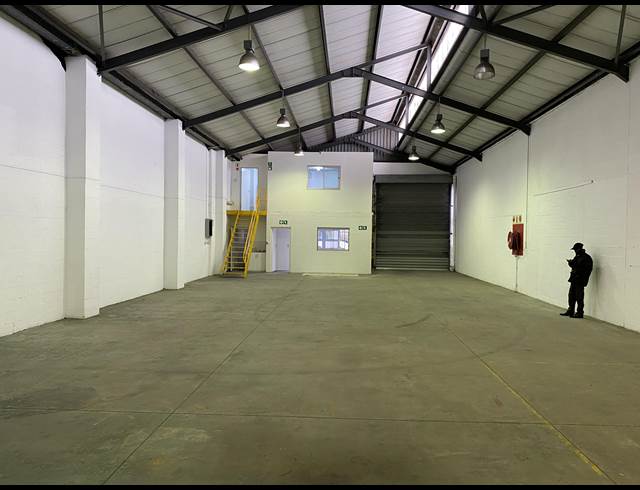 284M² WAREHOUSE RENTED IN MAITLAND
