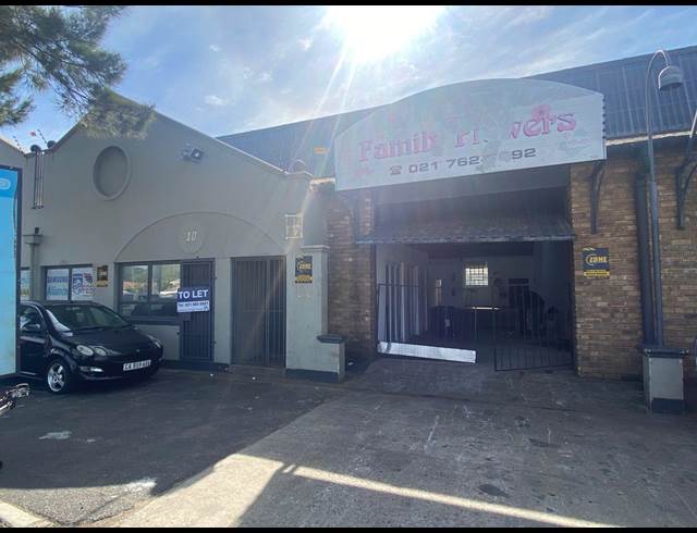 150M² MINI FACTORY TO LET IN WETTON
