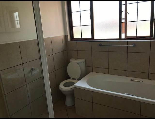 3 BEDROOM PROPERTY TO RENT IN HEATHERVIEW