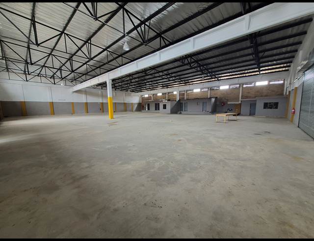 1,200M² WAREHOUSE TO LET IN DENVER