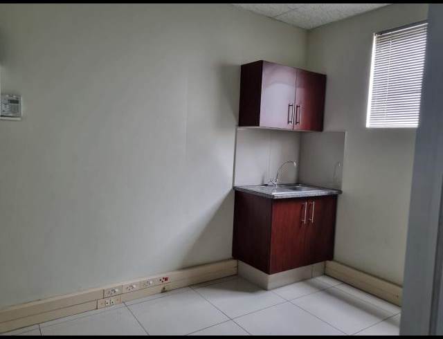 36M² OFFICE TO LET IN NELSPRUIT EXT 2