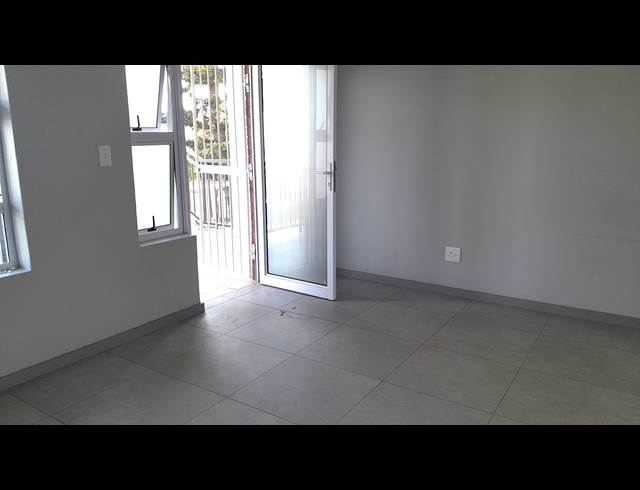 2 bed property to rent in PELHAM