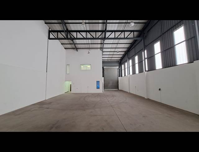 286M² WAREHOUSE TO LET IN NORTH RIDING