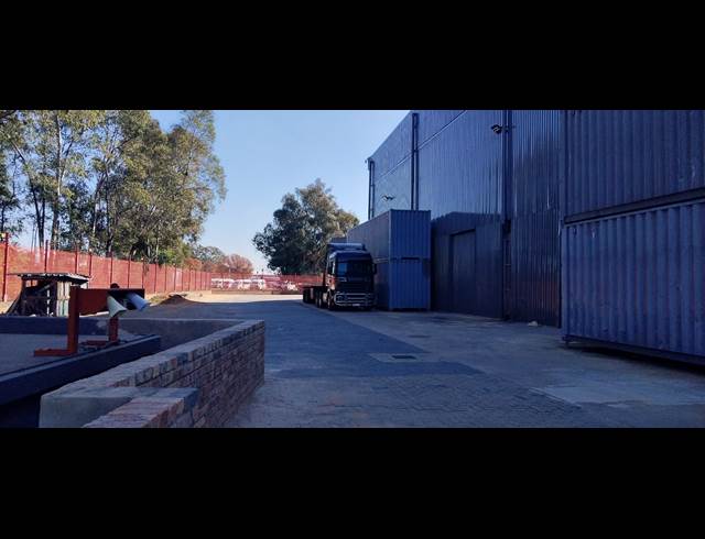 1,200M² WAREHOUSE TO LET IN CITY DEEP