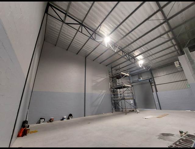 621M² WORKSHOP TO LET IN BUH REIN ESTATE