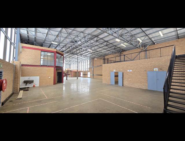 961M² WAREHOUSE TO LET IN LASER PARK