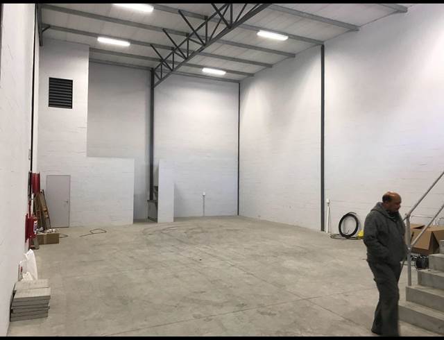 228M² WAREHOUSE TO LET IN MAITLAND