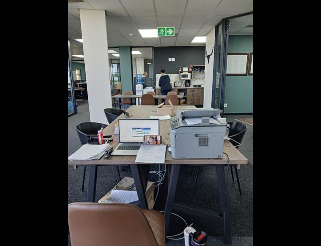 393M² OFFICE TO LET IN WESTVILLE