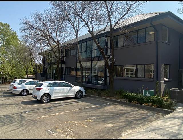 333M² OFFICE TO LET IN WOODMEAD