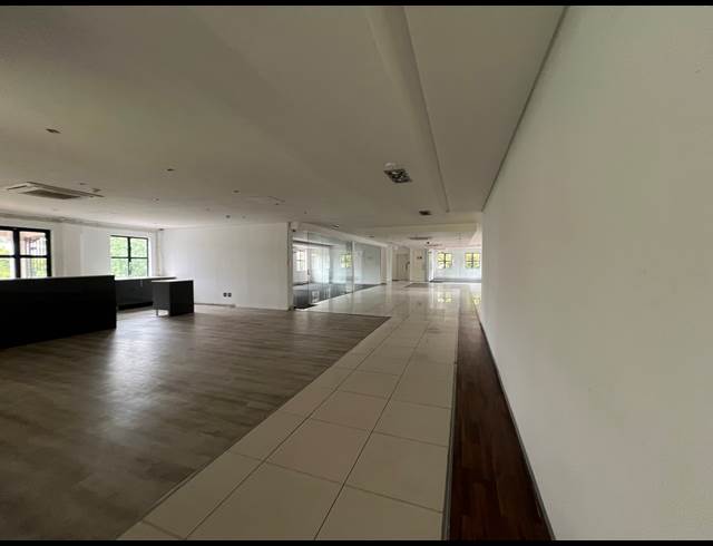 505M² OFFICE TO LET IN HYDE PARK