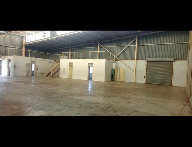 546M² WAREHOUSE TO LET IN SELBY