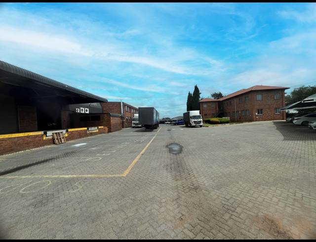 7,287M² WAREHOUSE TO LET IN MEADOWDALE