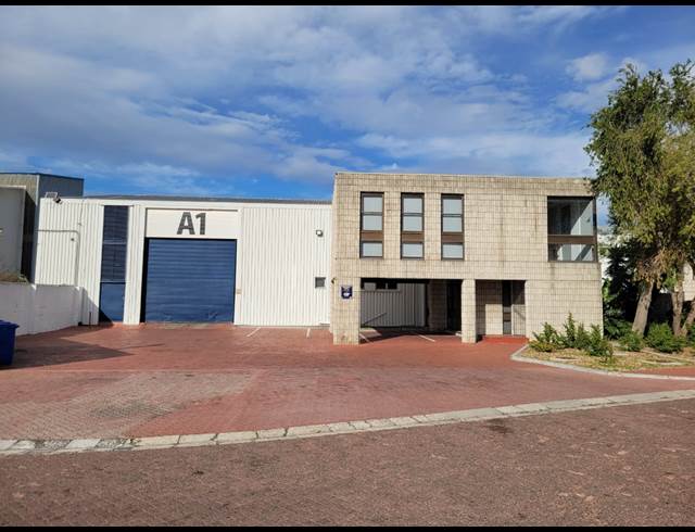 1,179M² WAREHOUSE TO LET IN BELLVILLE SOUTH