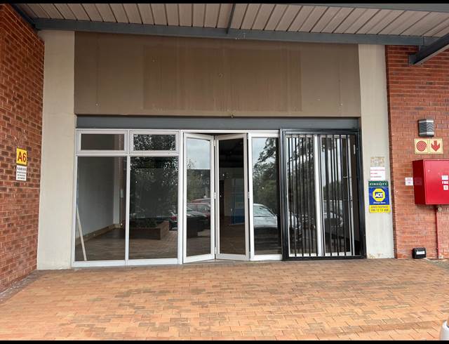 112M² RETAIL TO LET IN LASER PARK