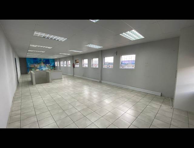 110M² OFFICE TO LET IN HENNOPSPARK