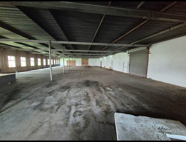 1,200M² WAREHOUSE TO LET IN WADEVILLE