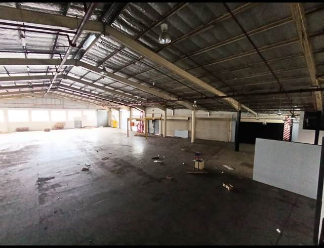 1,630M² WAREHOUSE TO LET IN WESTMEAD