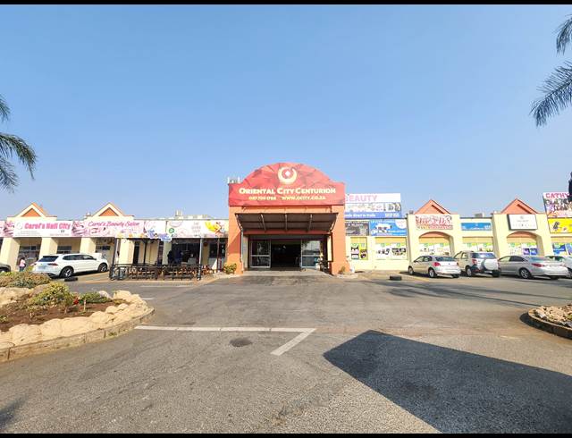 121M² RETAIL TO LET IN ROOIHUISKRAAL
