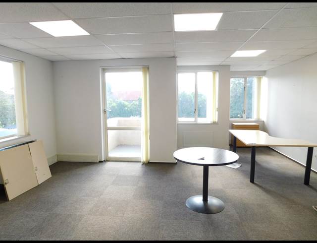 350M² OFFICE TO LET IN RANDBURG CENTRAL