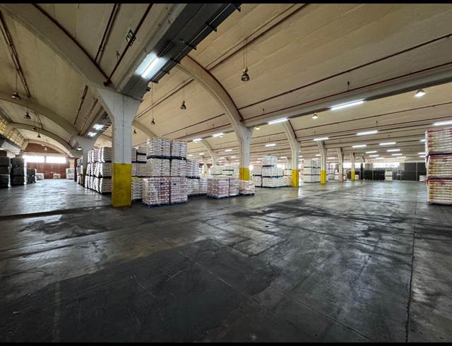 7,000M² WORKSHOP TO LET IN INDUSTRIA WEST