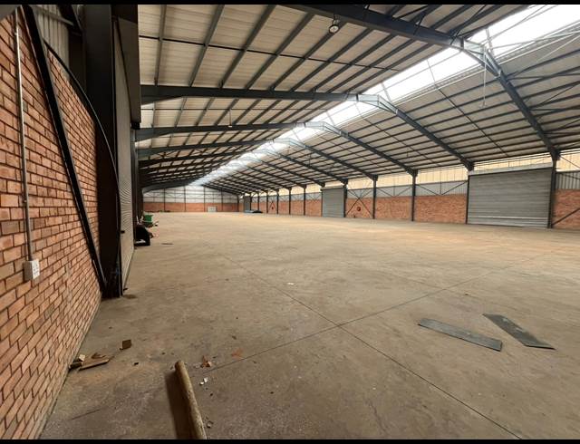 3,200M² WAREHOUSE TO LET IN WITHOK ESTATE
