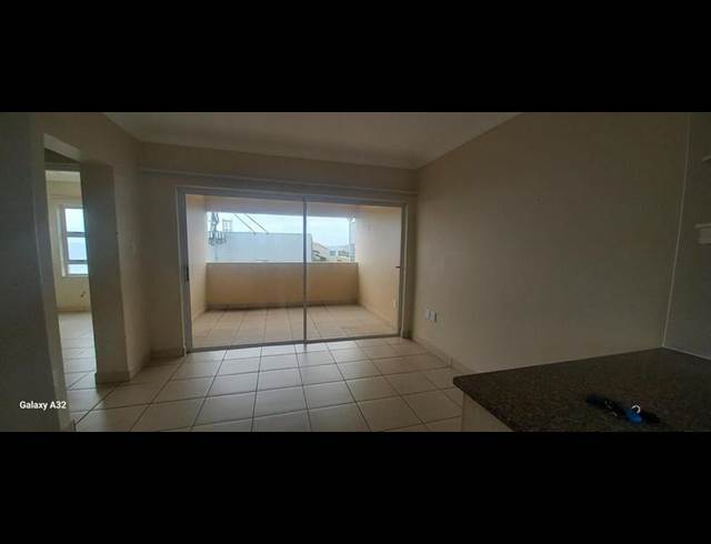 2 BEDROOM PROPERTY TO RENT IN MANABA BEACH