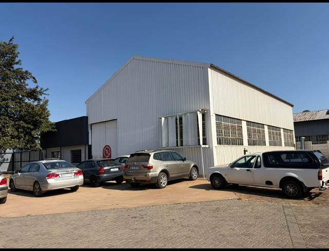 370M² WAREHOUSE TO LET IN ROSSLYN
