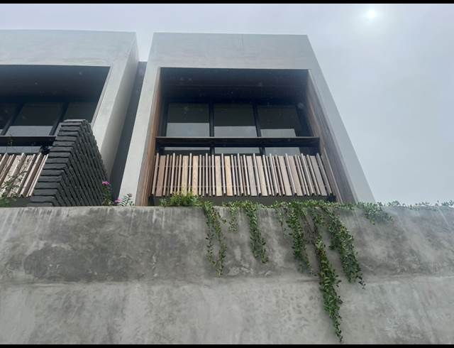 2 BEDROOM TOWNHOUSE TO LET IN SHEFFIELD BEACH