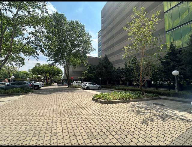 354M² OFFICE TO LET IN BEDFORDVIEW