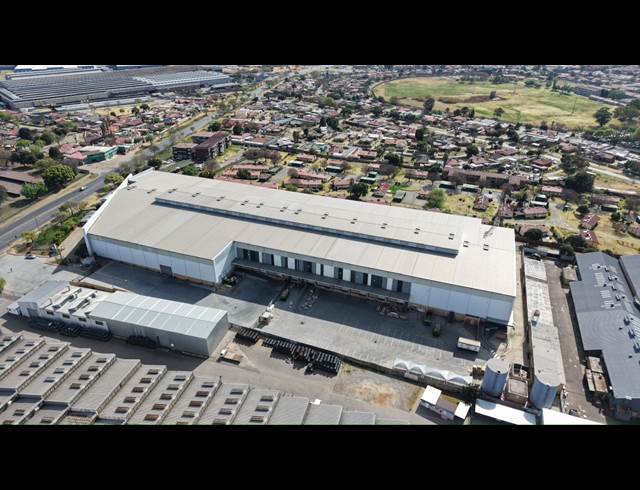 7,739M² WAREHOUSE TO LET IN ELANDSFONTEIN