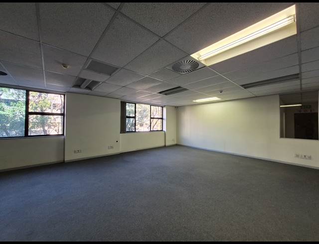 332M² OFFICE TO LET IN ROSEBANK
