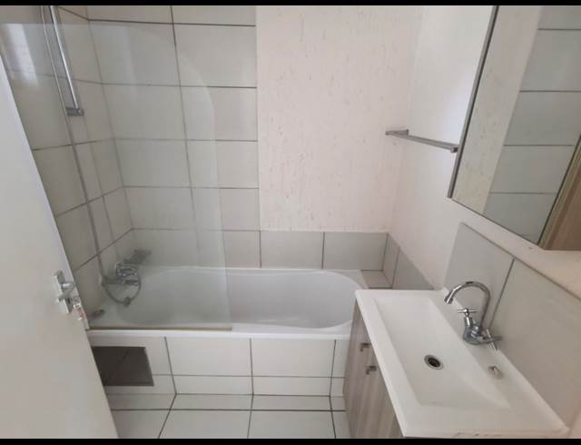 2 BEDROOM APARTMENT TO LET IN PAULSHOF