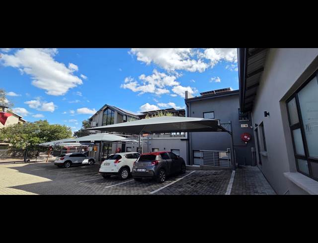 122M² OFFICE TO LET IN SONHEUWEL