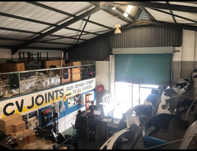 355M² WAREHOUSE RENTED IN STIKLAND INDUSTRIAL