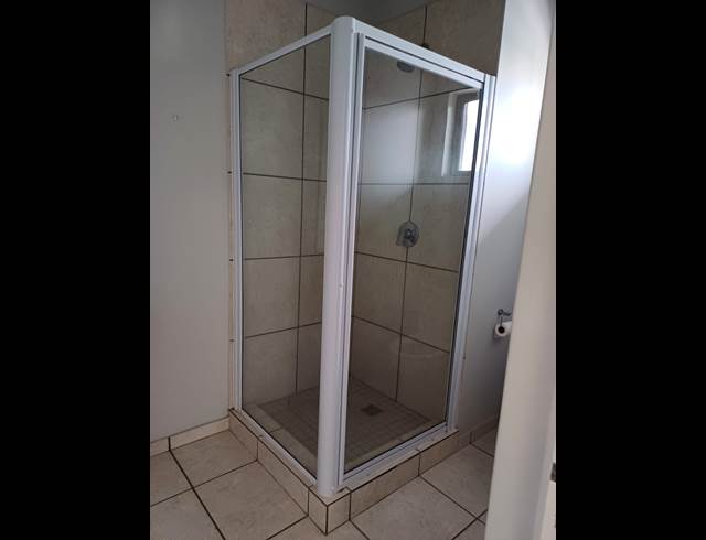1 BEDROOM APARTMENT TO LET IN BALLITO CENTRAL