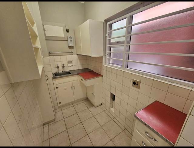 0 BEDROOM PROPERTY TO RENT IN RONDEBOSCH