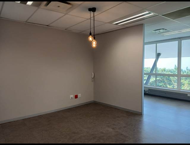 306M² OFFICE TO LET IN LA LUCIA RIDGE