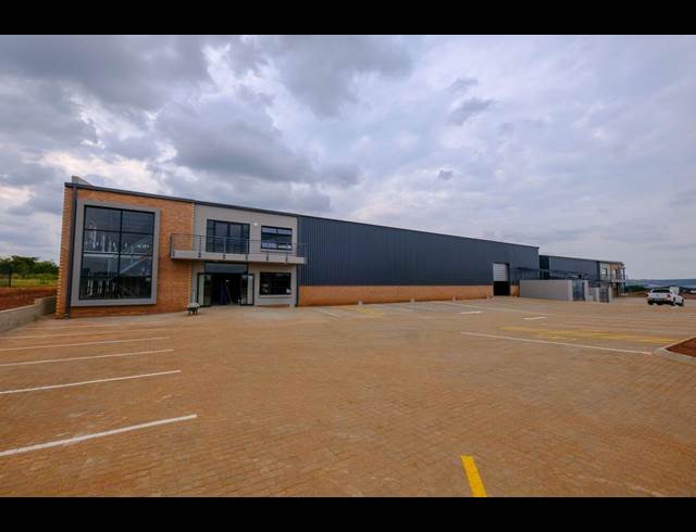 1,500M² WAREHOUSE TO LET IN SUNDERLAND RIDGE