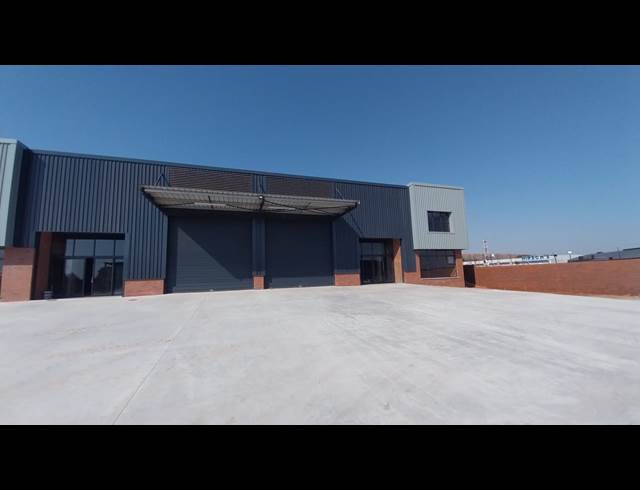 463M² RETAIL TO LET IN MONTANA