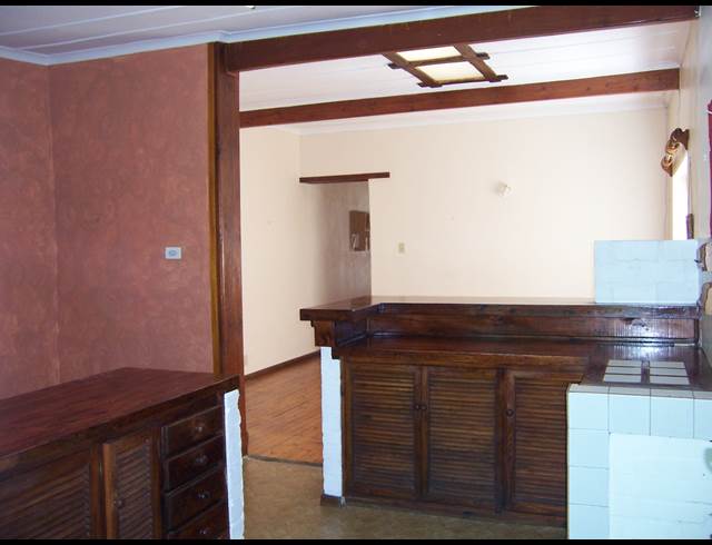 2 bed property to rent in OBSERVATORY