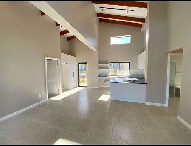 2 BEDROOM HOUSE TO LET IN HEATHERLANDS