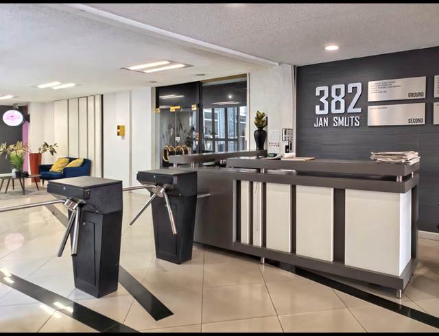 419M² OFFICE TO LET IN CRAIGHALL PARK