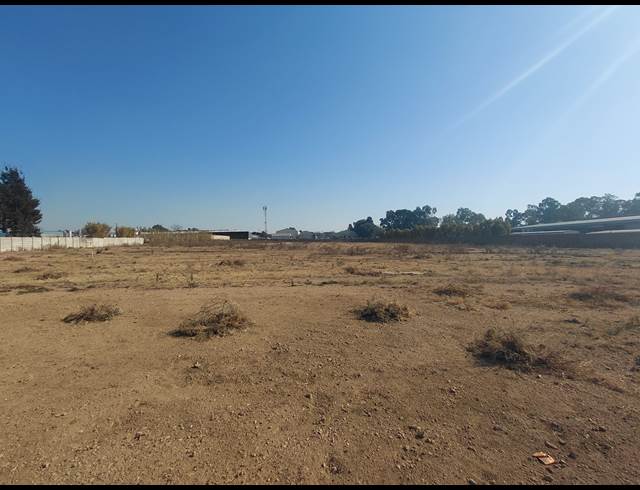 20,000M² INDUSTRIAL YARD TO LET IN POMONA