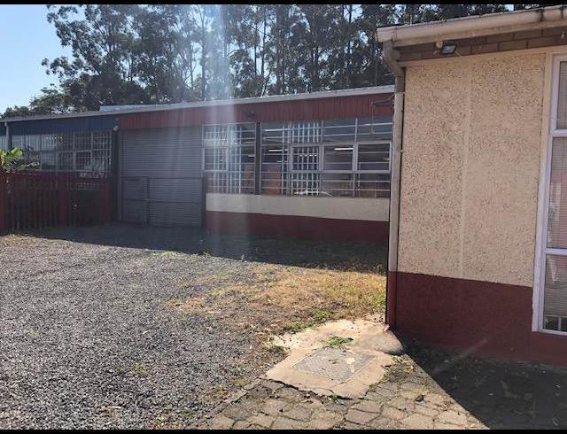 1,200M² WAREHOUSE TO LET IN GLEN ANIL